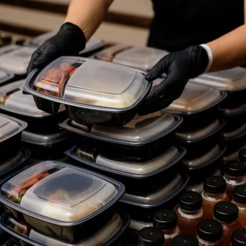 Should You Choose A Buffet Or A Boxed Lunch For Your Corporate Event? Should You Choose A Buffet Or A Boxed Lunch For Your Corporate Event?