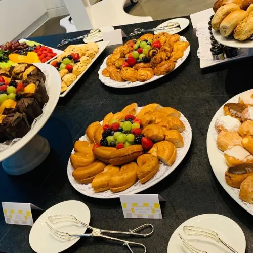 Einstein Bros. Bagels Catering Alternatives: 8 Better Options for Your Office Einstein Bros. Bagels Catering Alternatives: 8 Better Options for Your Office