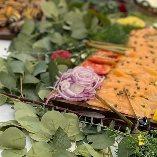 New Hire Onboarding Lunch: Formats, Timing, and How to Make It Repeatable New Hire Onboarding Lunch: Formats, Timing, and How to Make It Repeatable
