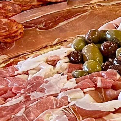 Real Estate Catering: Open Houses, Launches, and Tenant Events